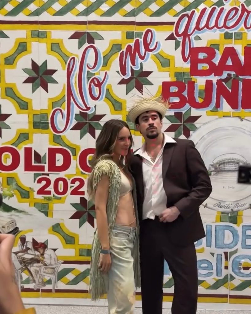 belinda-y-bad-bunny
bailando, concierto
