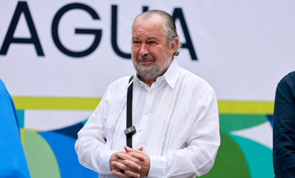 Mauricio Fernández, Muere, San Pedro, cáncer pulmonar, trayectoria política