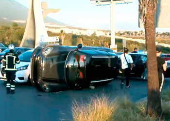 volcadura, accidente, caos vial, paseo de los leones