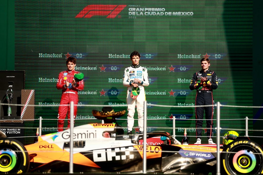 Victoria de Norris, Gran Premio, Fórmula 1, McLaren, Max Verstappen, Charles Leclerc, podio