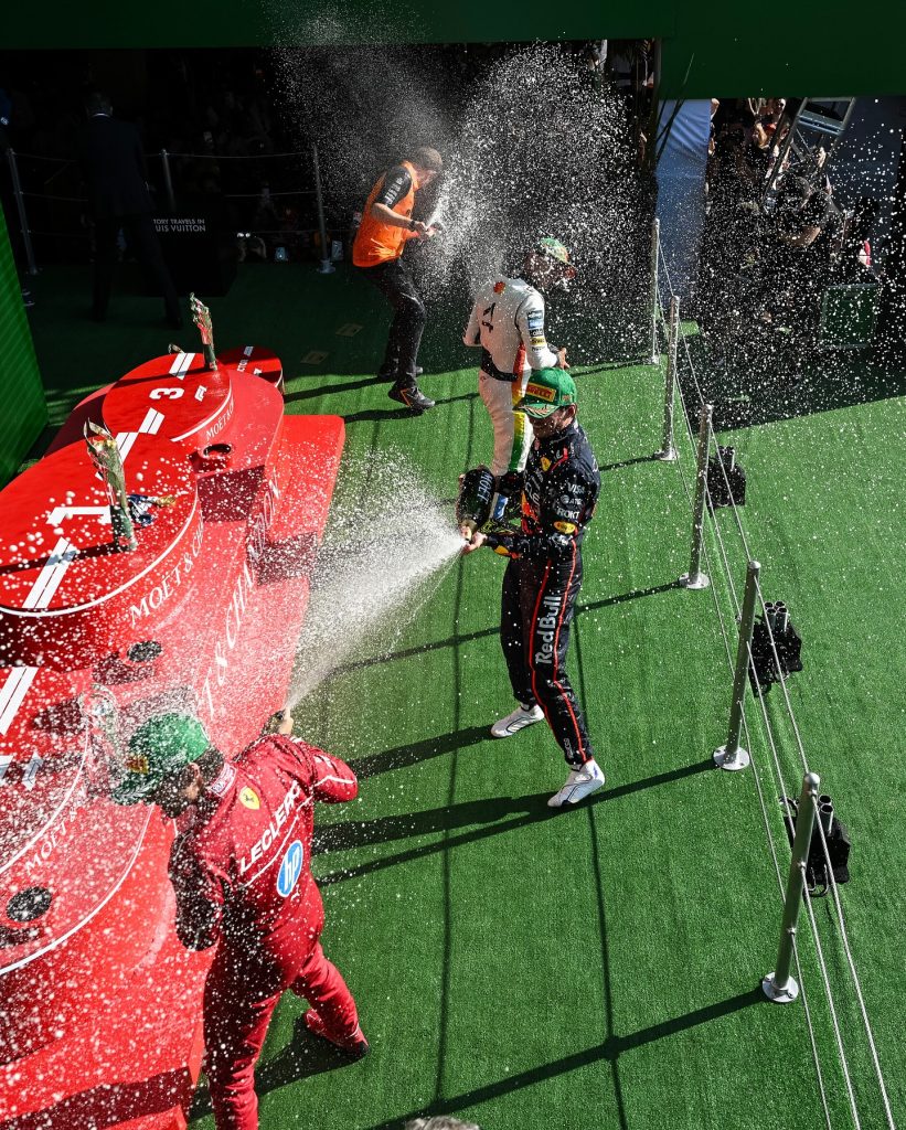 Victoria de Norris, Gran Premio, Fórmula 1, McLaren, Max Verstappen, Charles Leclerc, podio