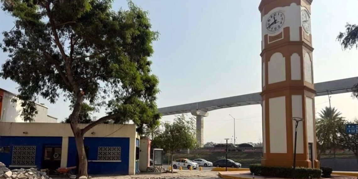 BARRIO-ANTIGUO-TORRE-DEL-RELOJ