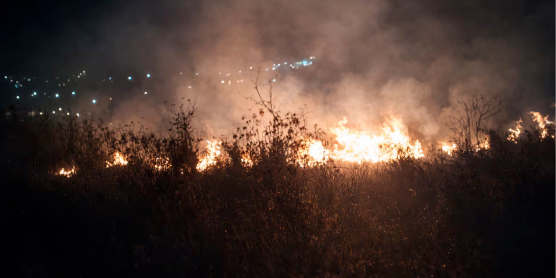Controlan-incendio-en-el-Cerro-de-la-Silla-Guadalupe-Nuevo-León-incendio-cerro-fuego-controlado