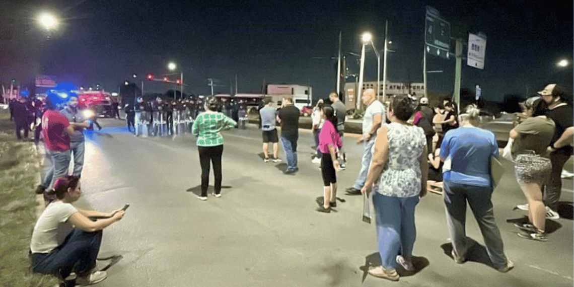 fuerte bloqueo en Guadalupe colapsó calles.