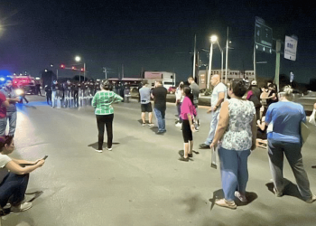 fuerte bloqueo en Guadalupe colapsó calles.